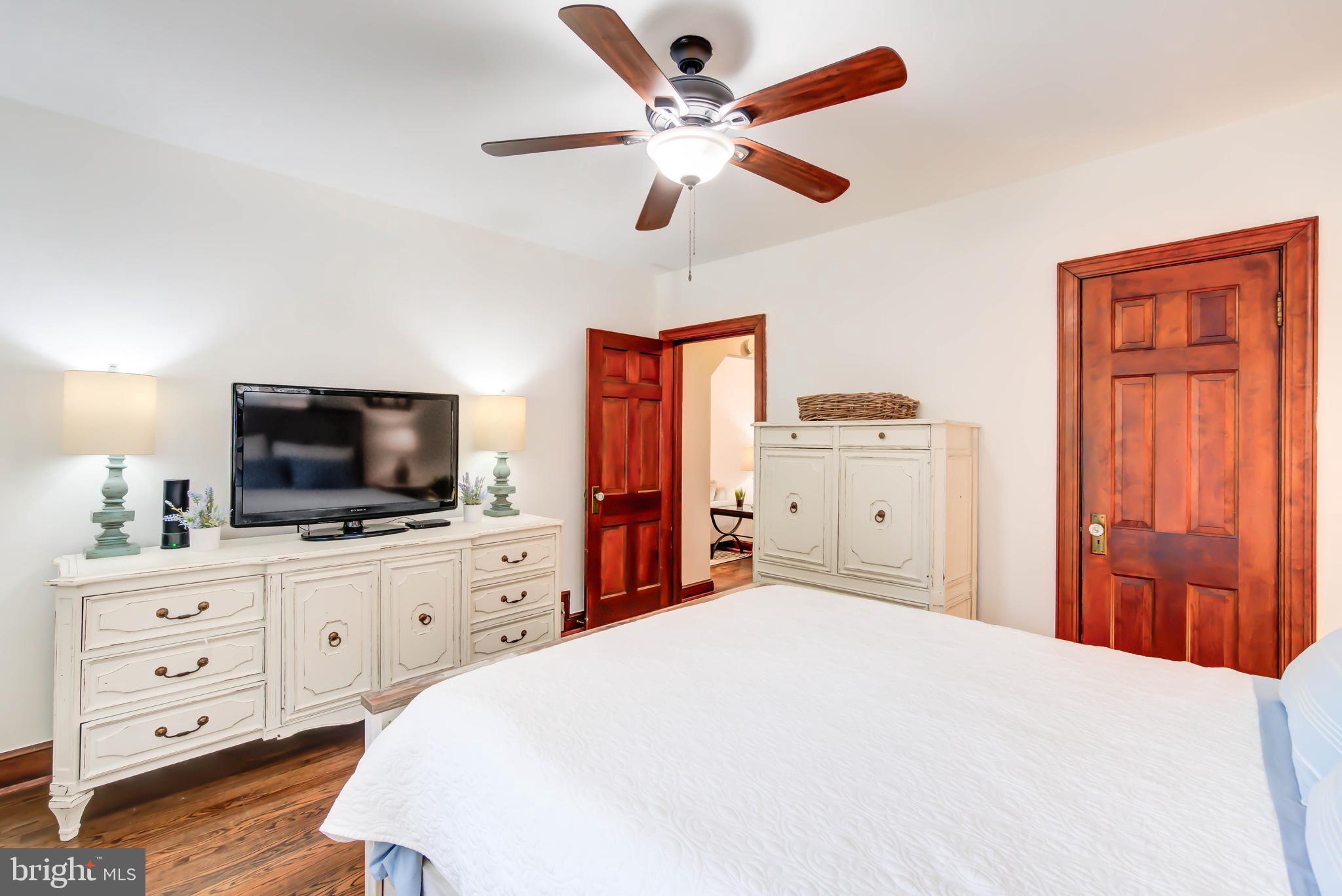 INDIAN SPRING HILLS - Residential