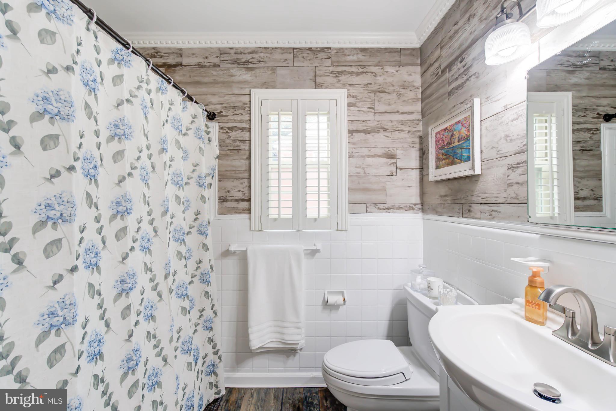 INDIAN SPRING HILLS - Residential