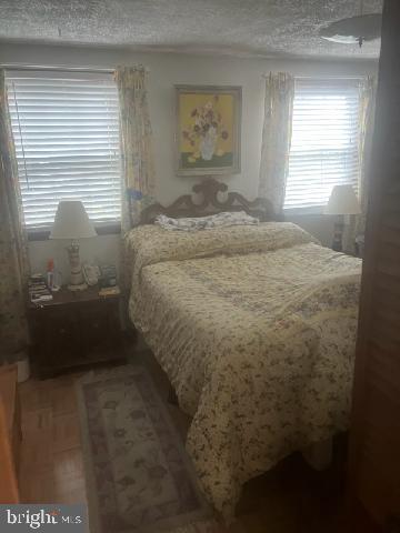 OLDE SEVERNA PARK - Residential