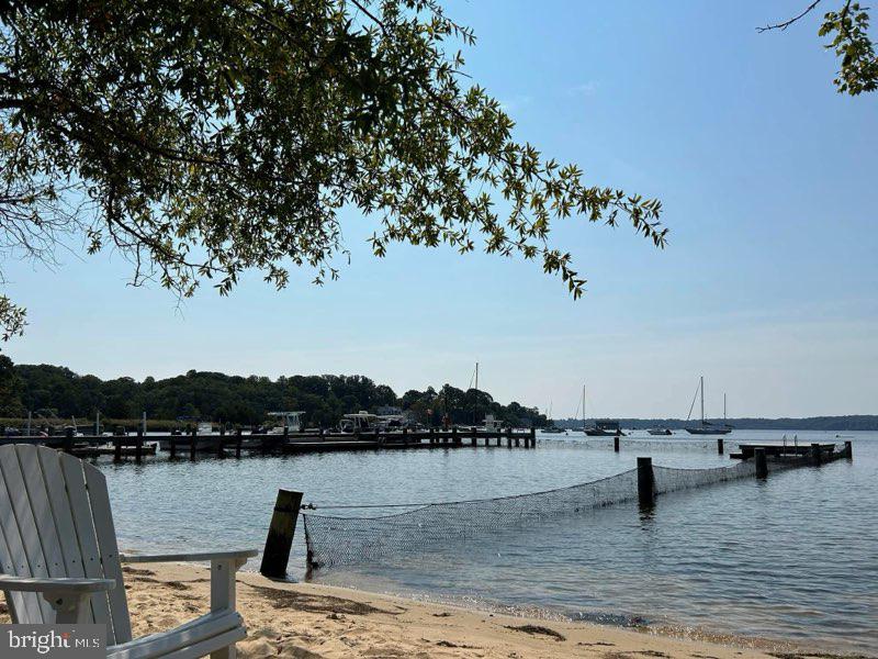 OLDE SEVERNA PARK - Residential