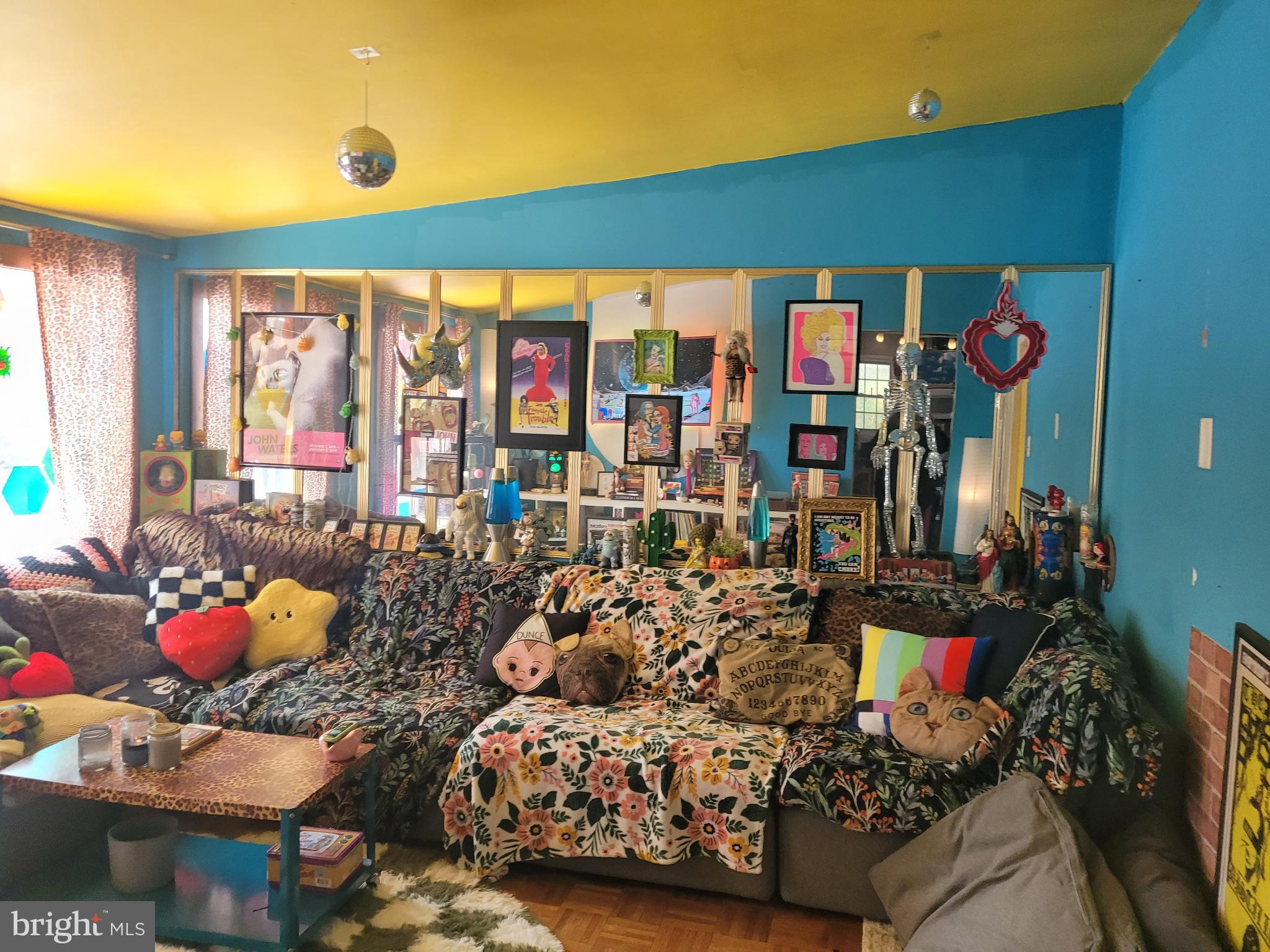 OLDE SEVERNA PARK - Residential