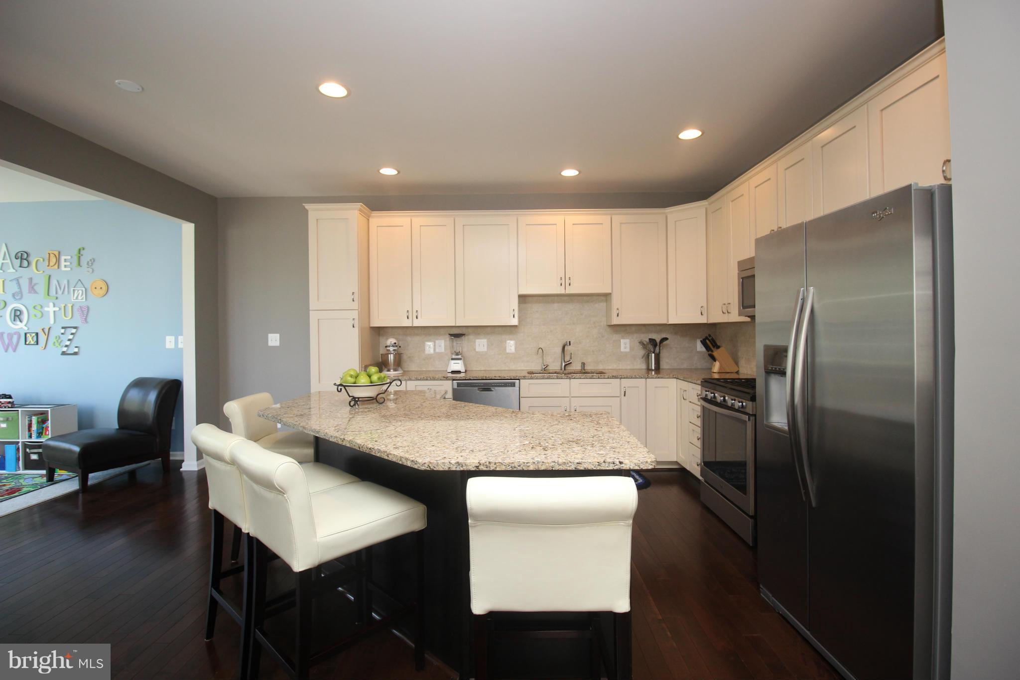 SOUTH RIDING - Residential