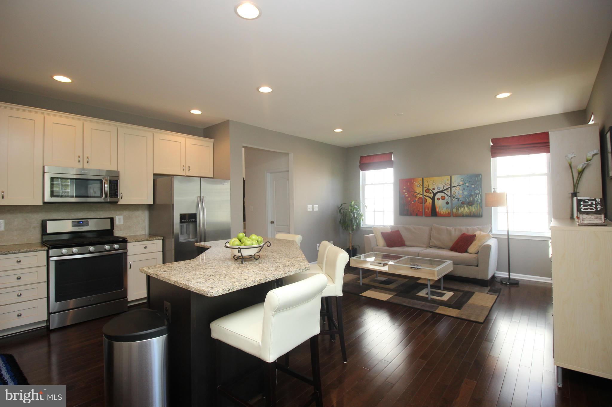 SOUTH RIDING - Residential