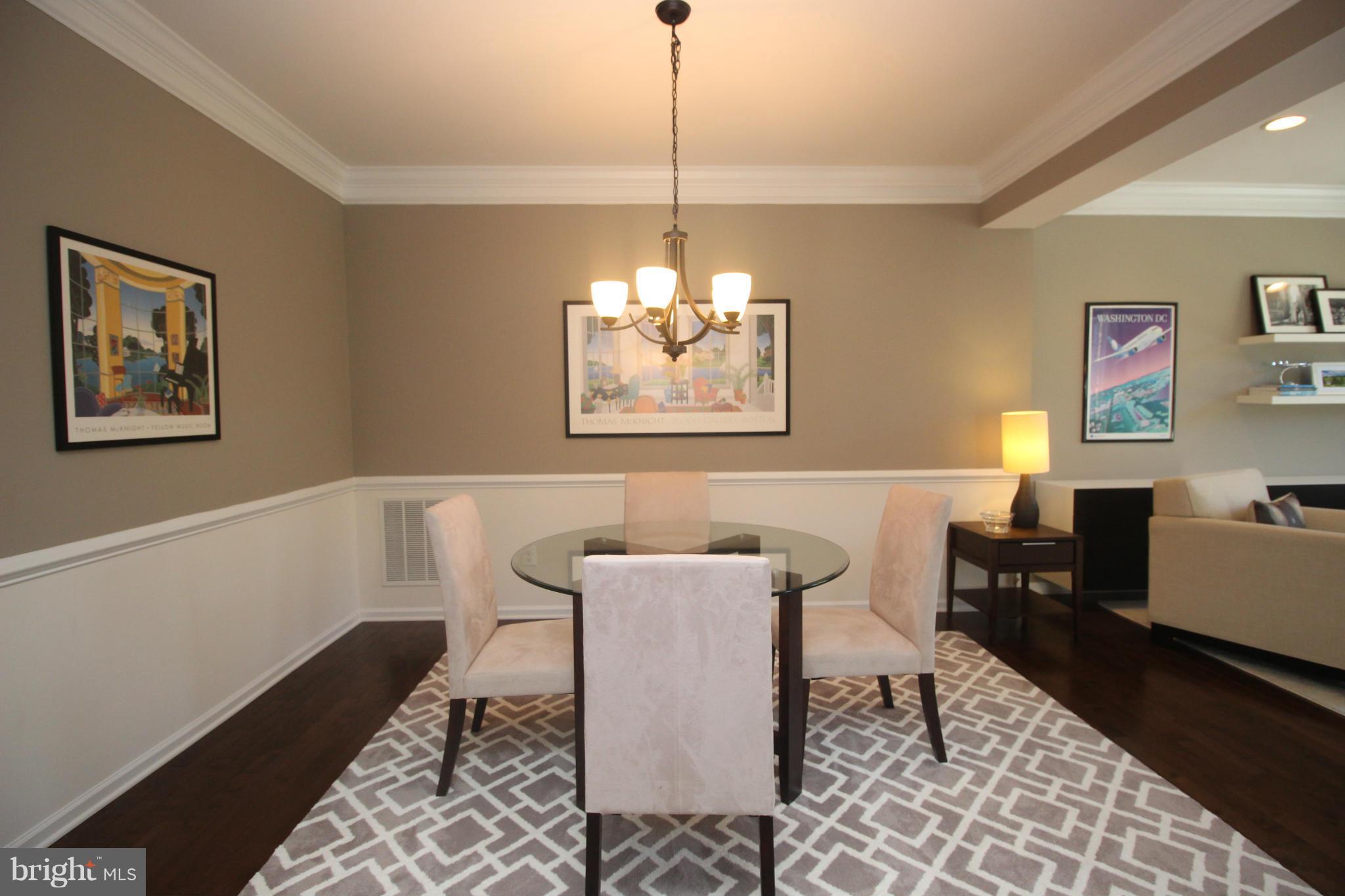 SOUTH RIDING - Residential