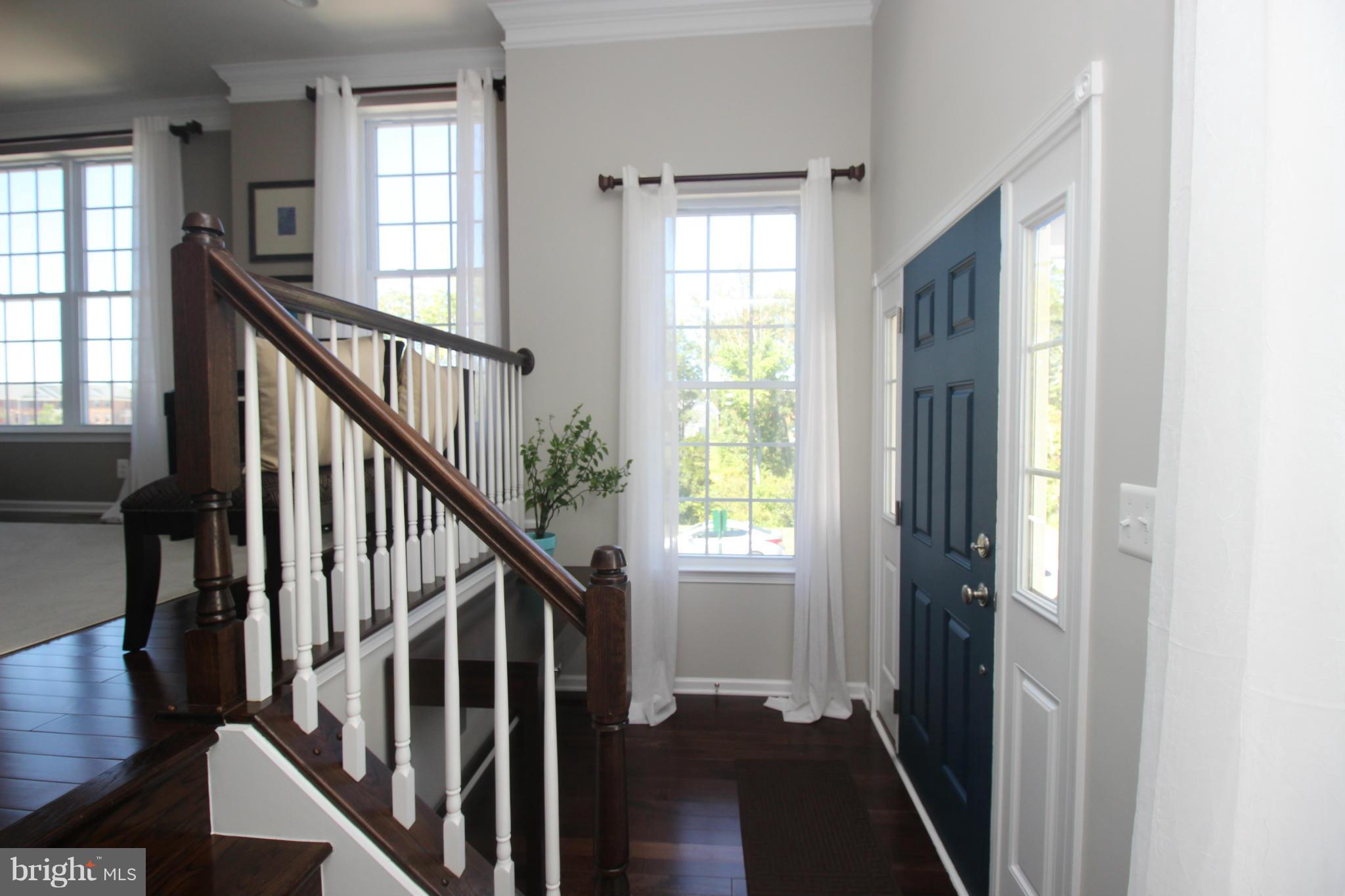 SOUTH RIDING - Residential