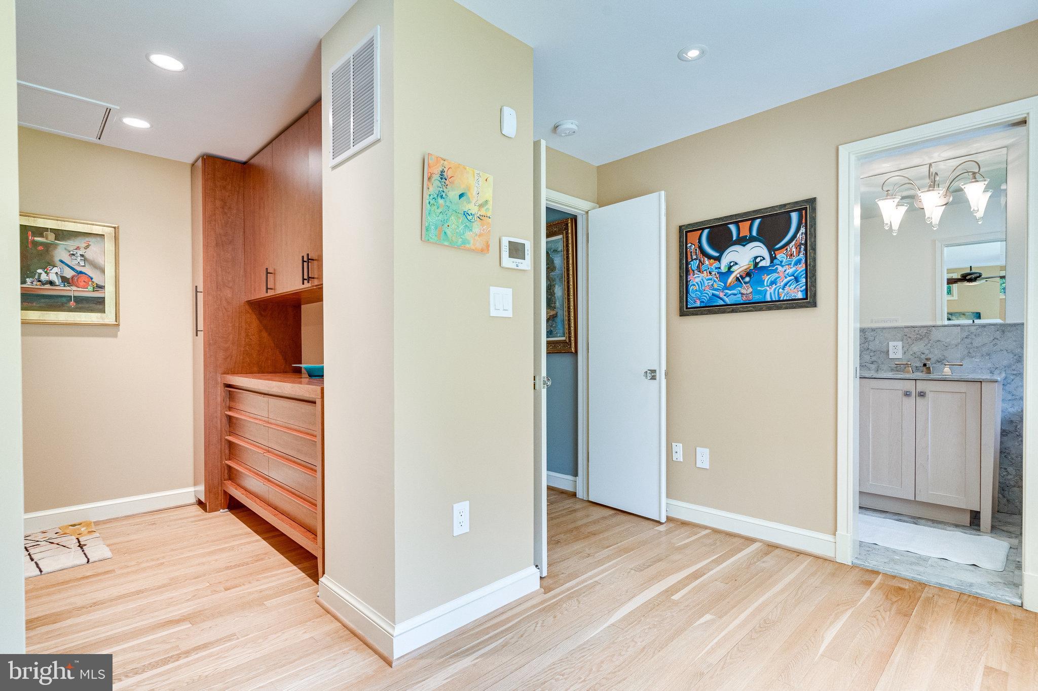 CHAPEL HILL - Residential