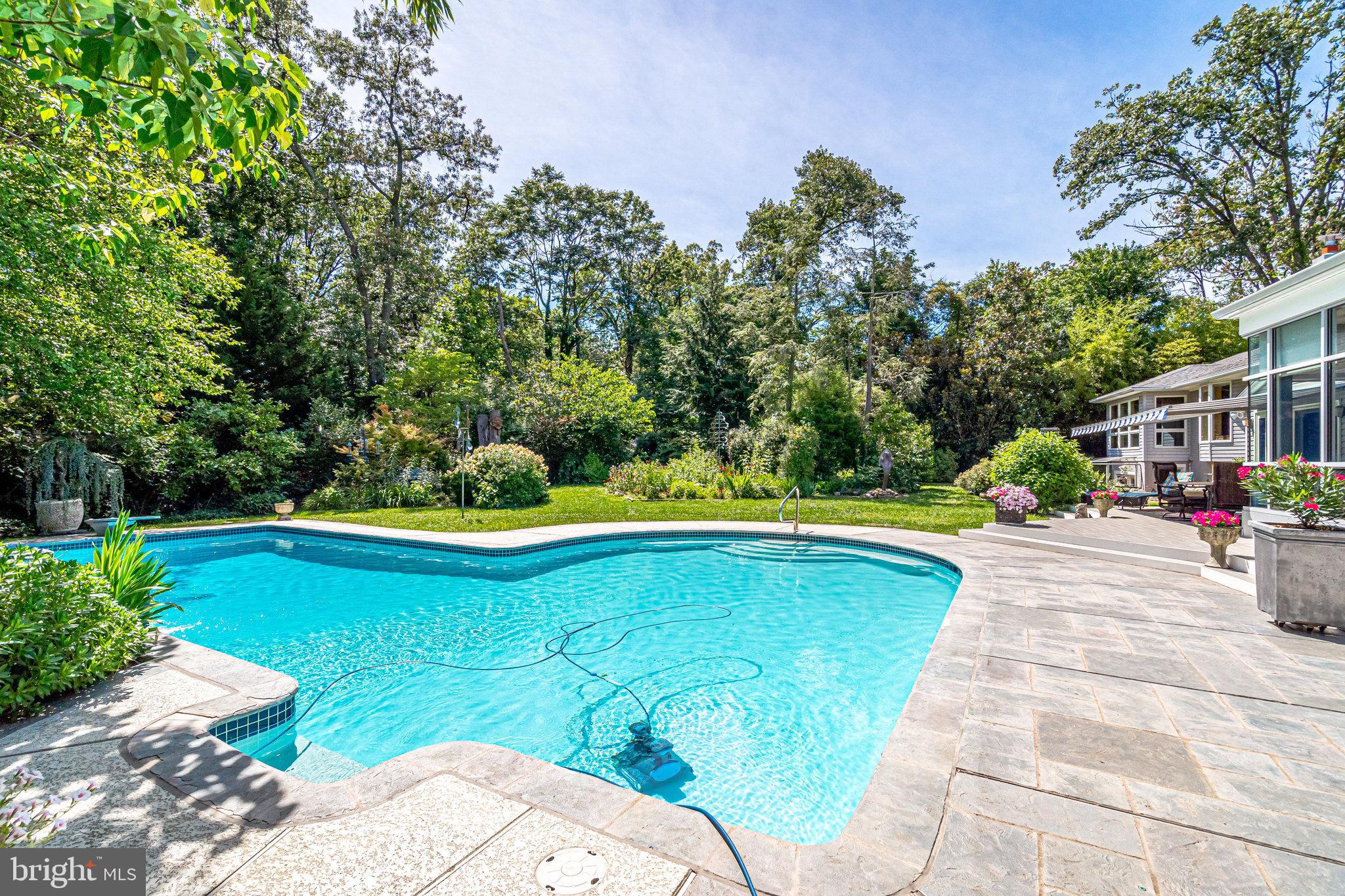 CHAPEL HILL - Residential