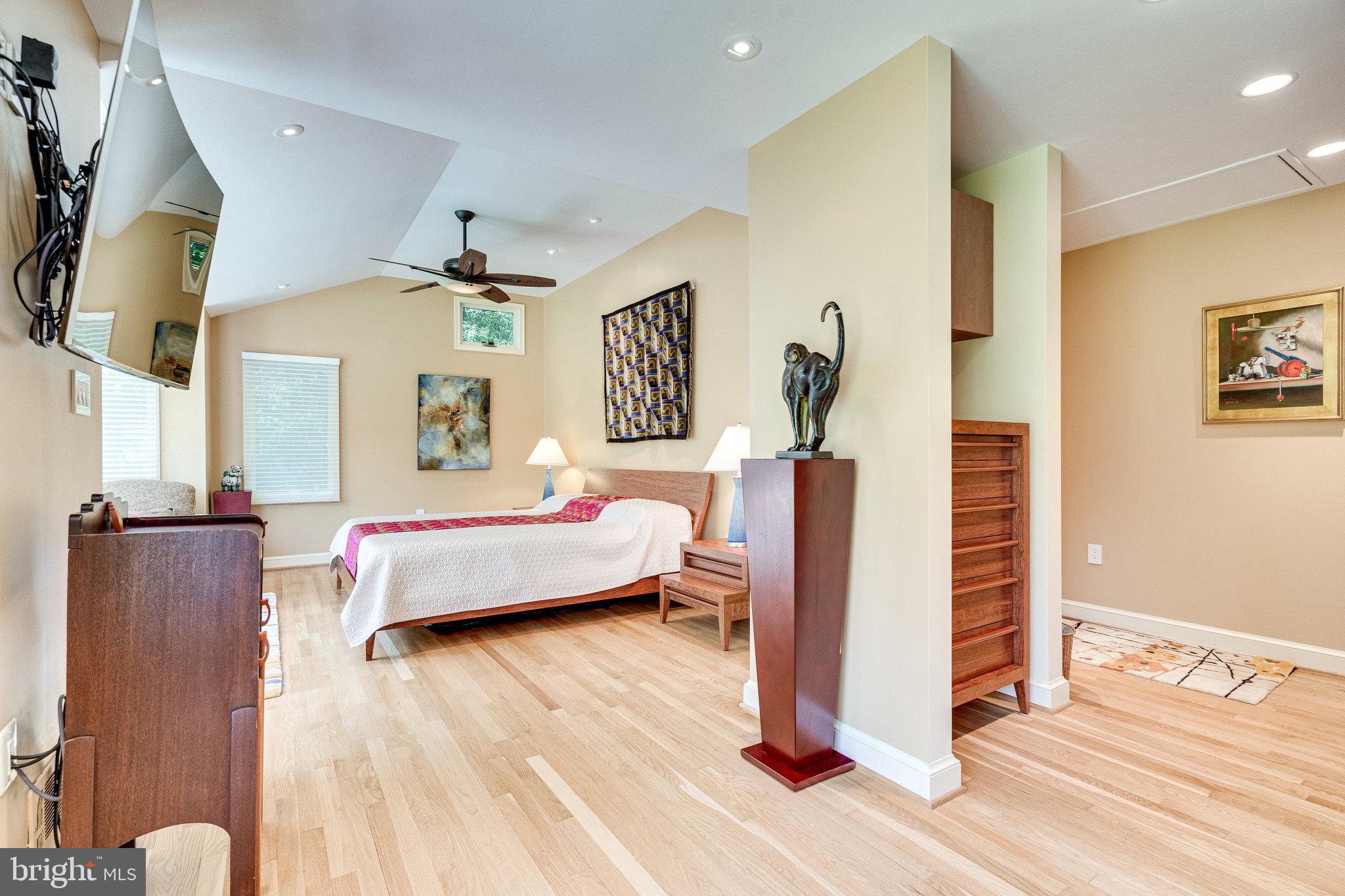 CHAPEL HILL - Residential