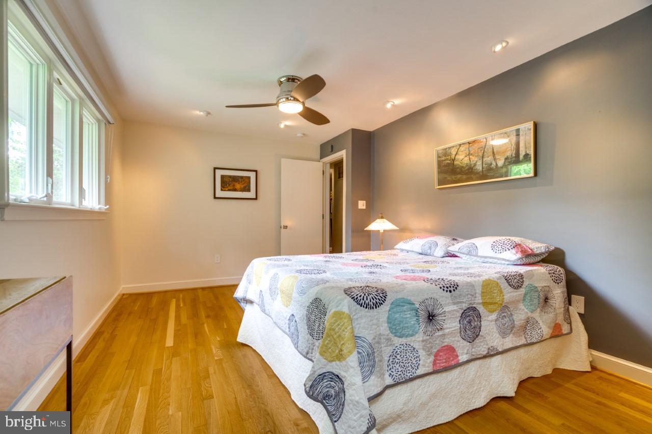 CHAPEL HILL - Residential