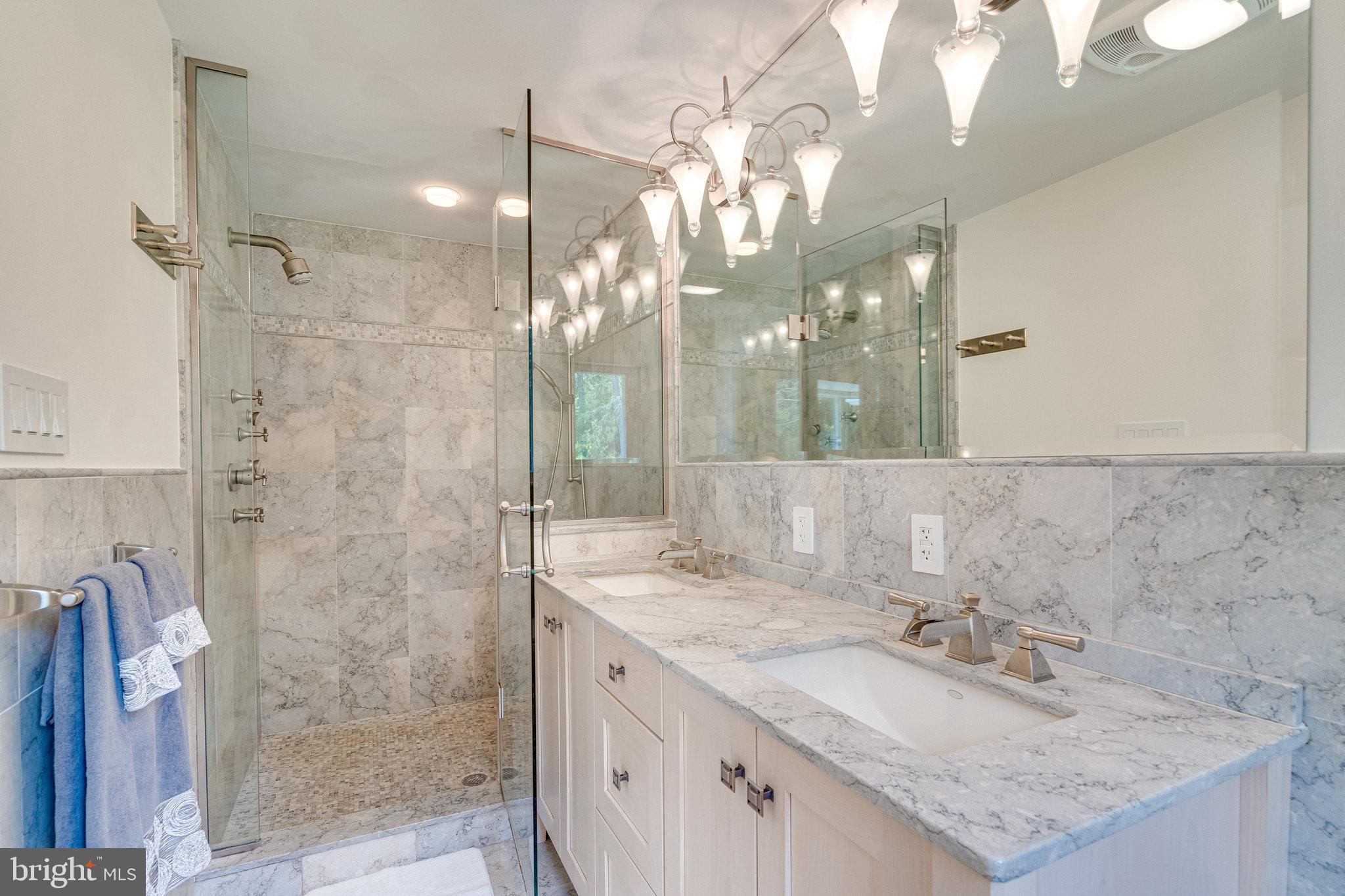 CHAPEL HILL - Residential