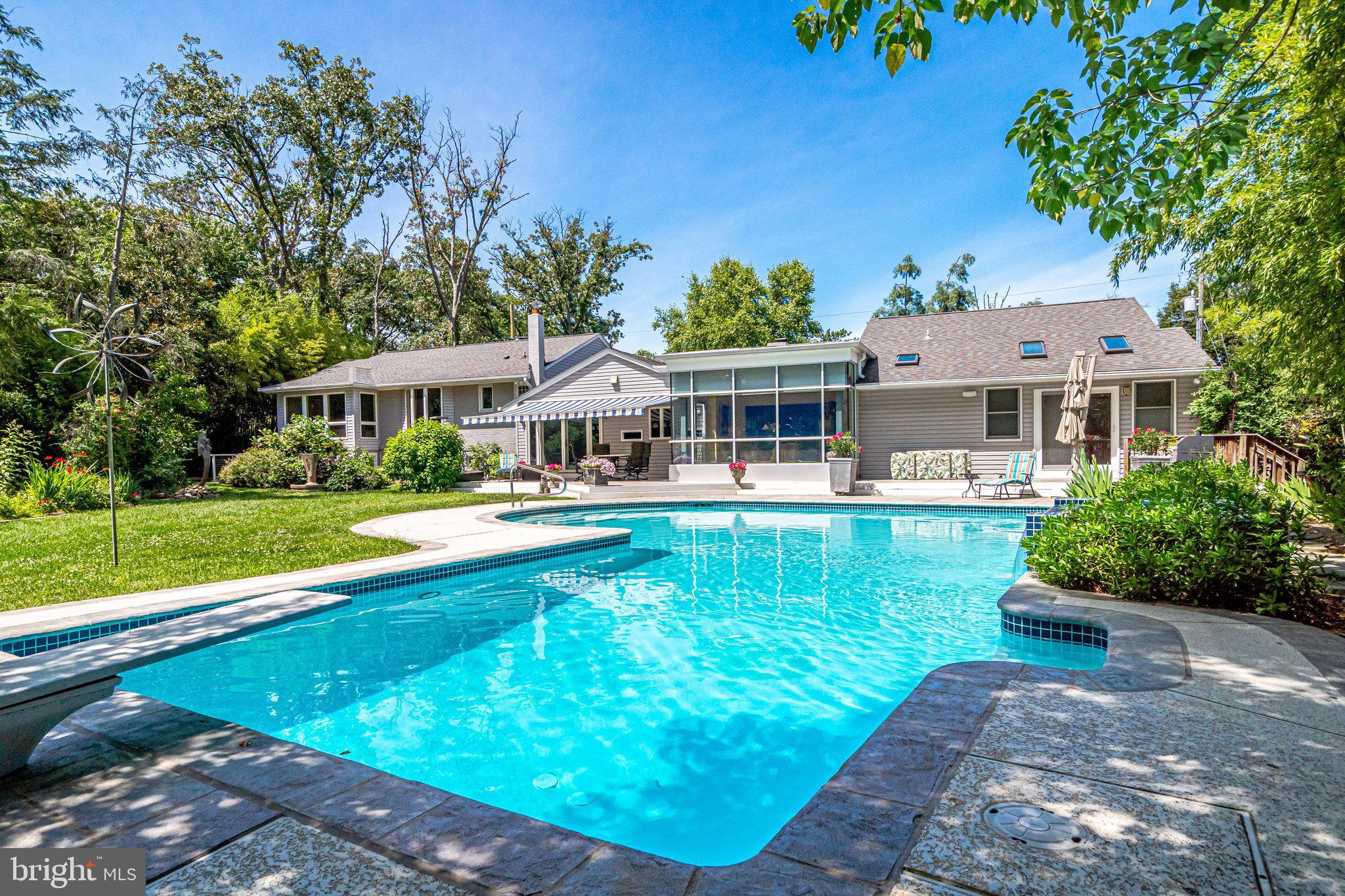 CHAPEL HILL - Residential