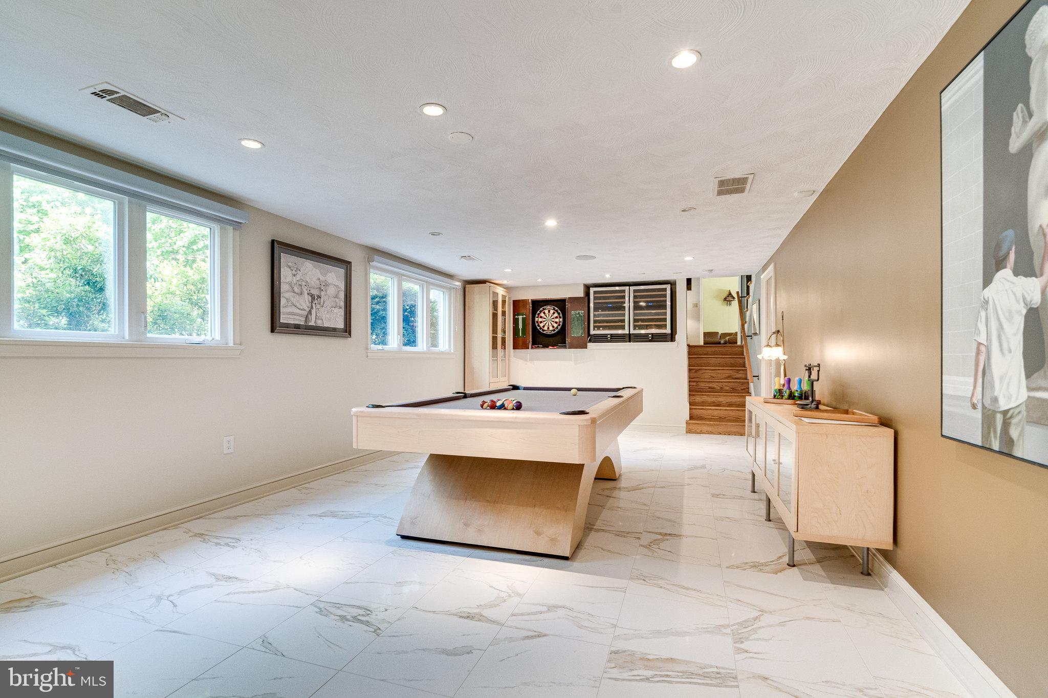 CHAPEL HILL - Residential