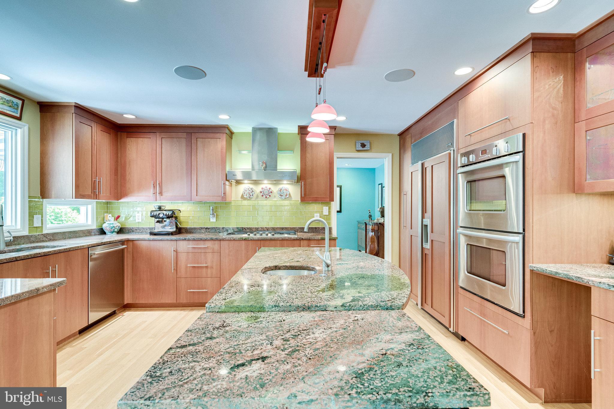 CHAPEL HILL - Residential