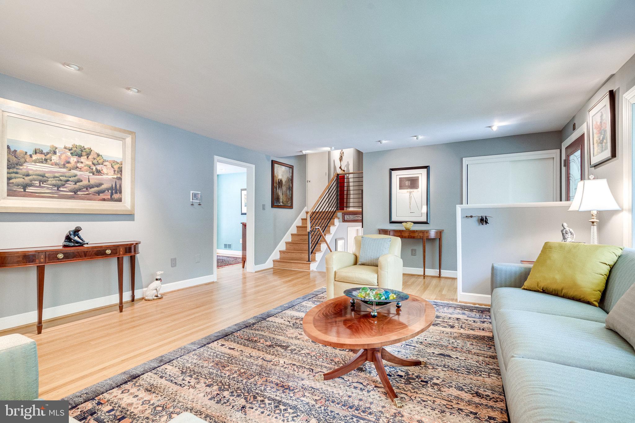 CHAPEL HILL - Residential