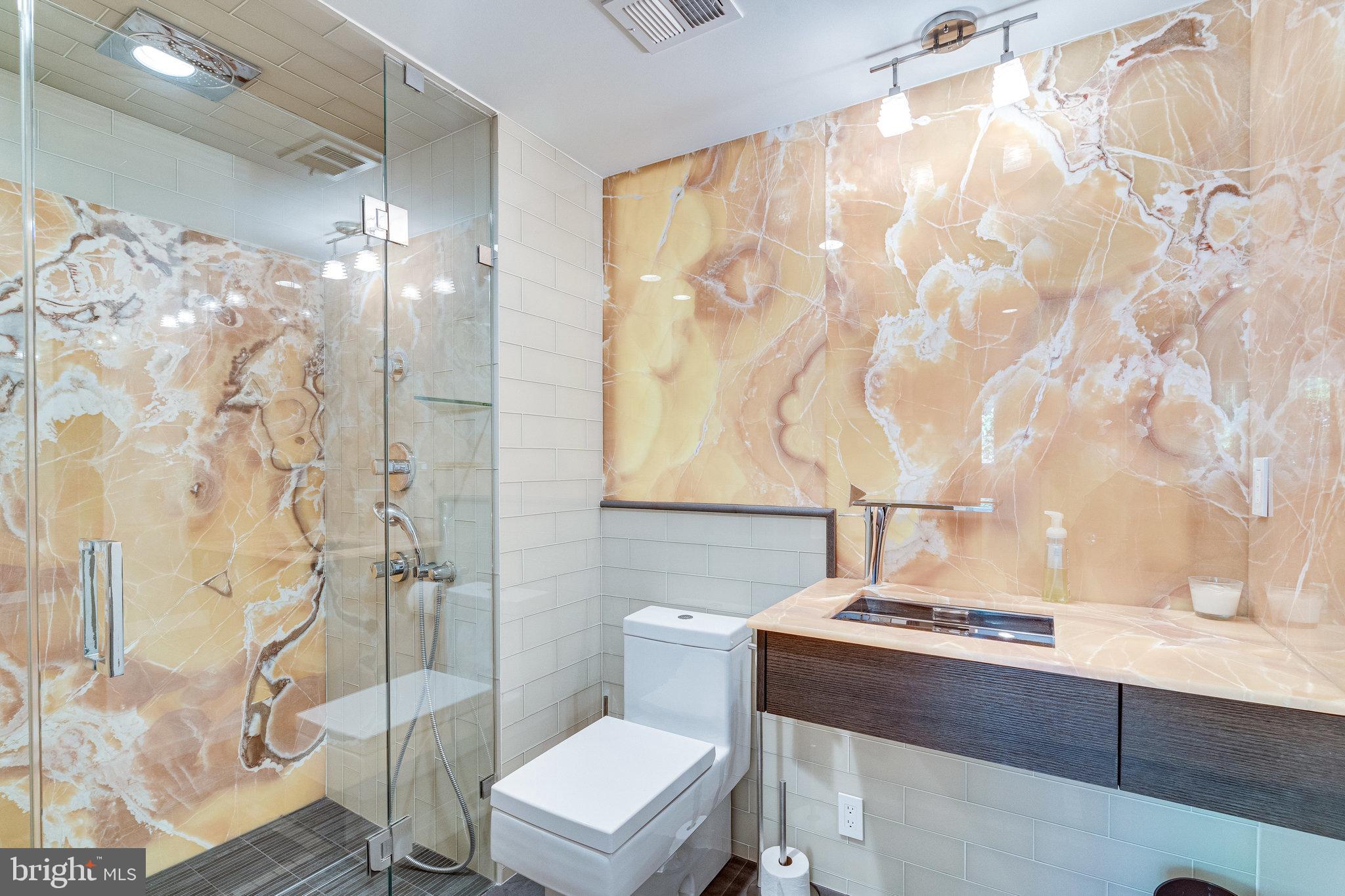 CHAPEL HILL - Residential