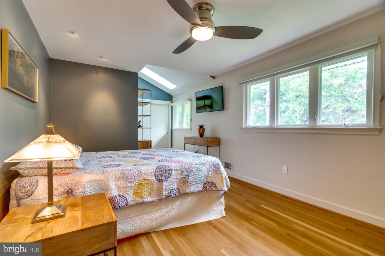 CHAPEL HILL - Residential