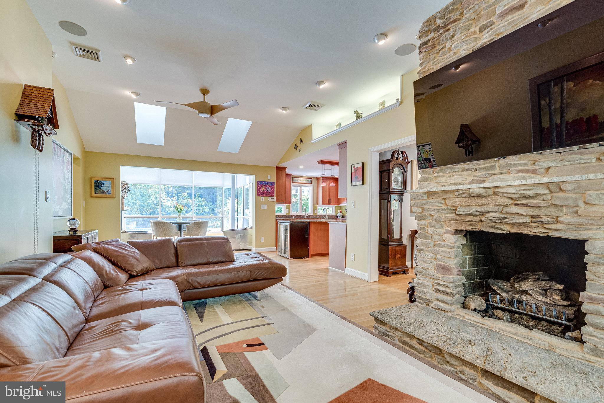 CHAPEL HILL - Residential