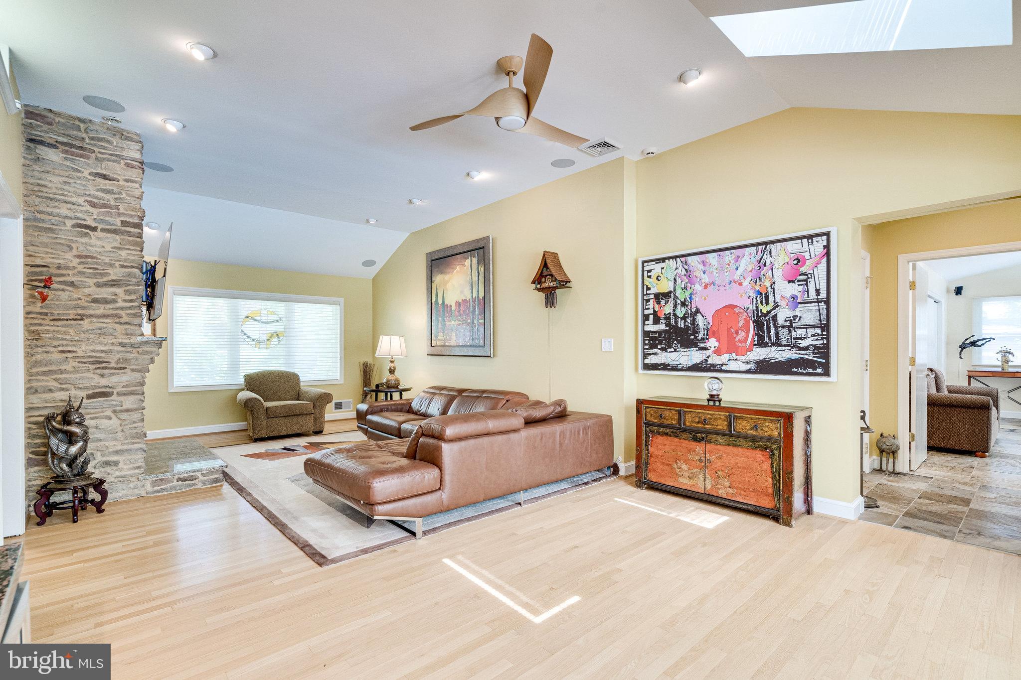 CHAPEL HILL - Residential