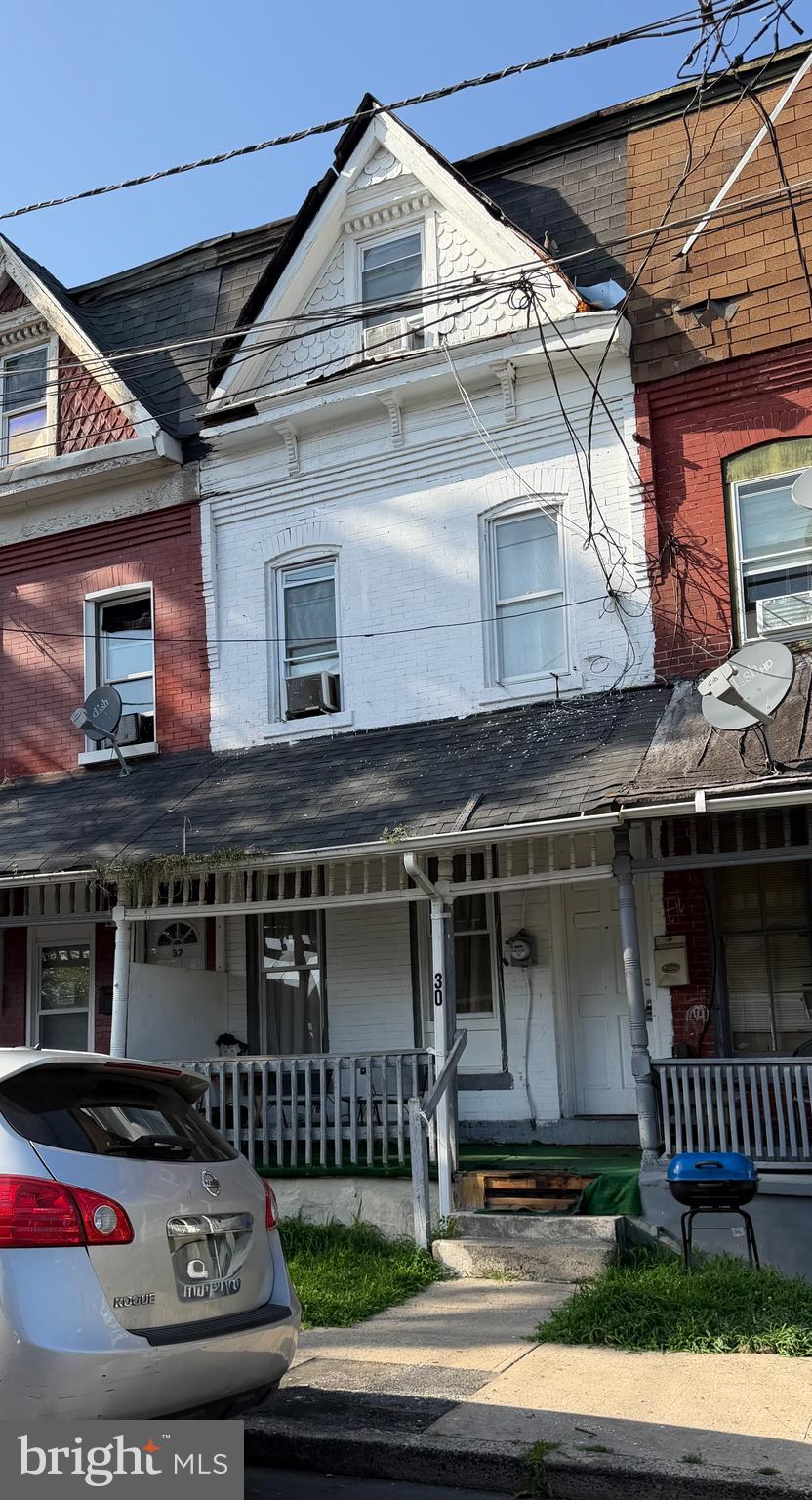Photo 1 of 25 — 30 MONTGOMERY PLACE, TRENTON, NJ 08618