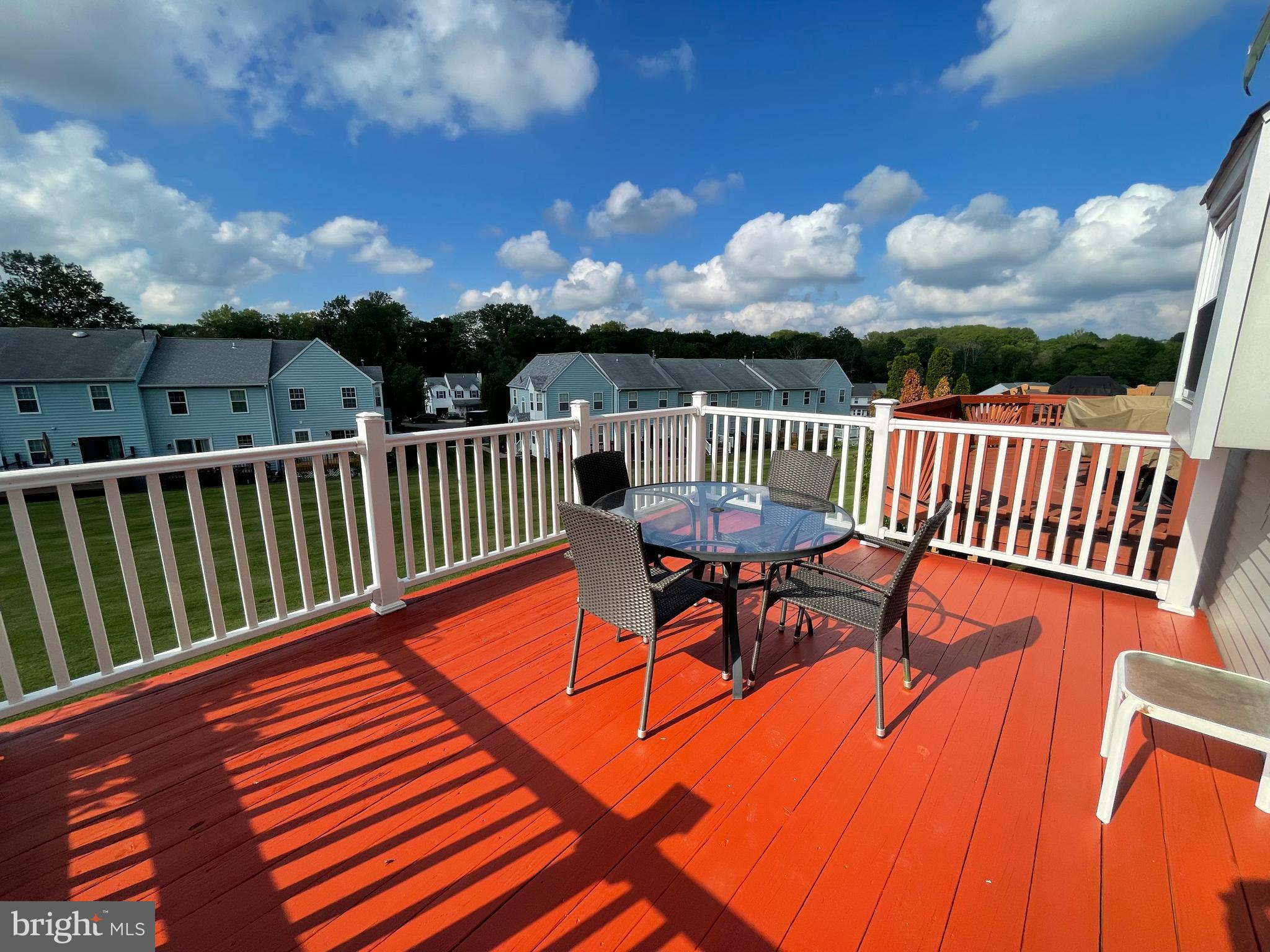 CHERRY TREE KNOLL - Residential Lease