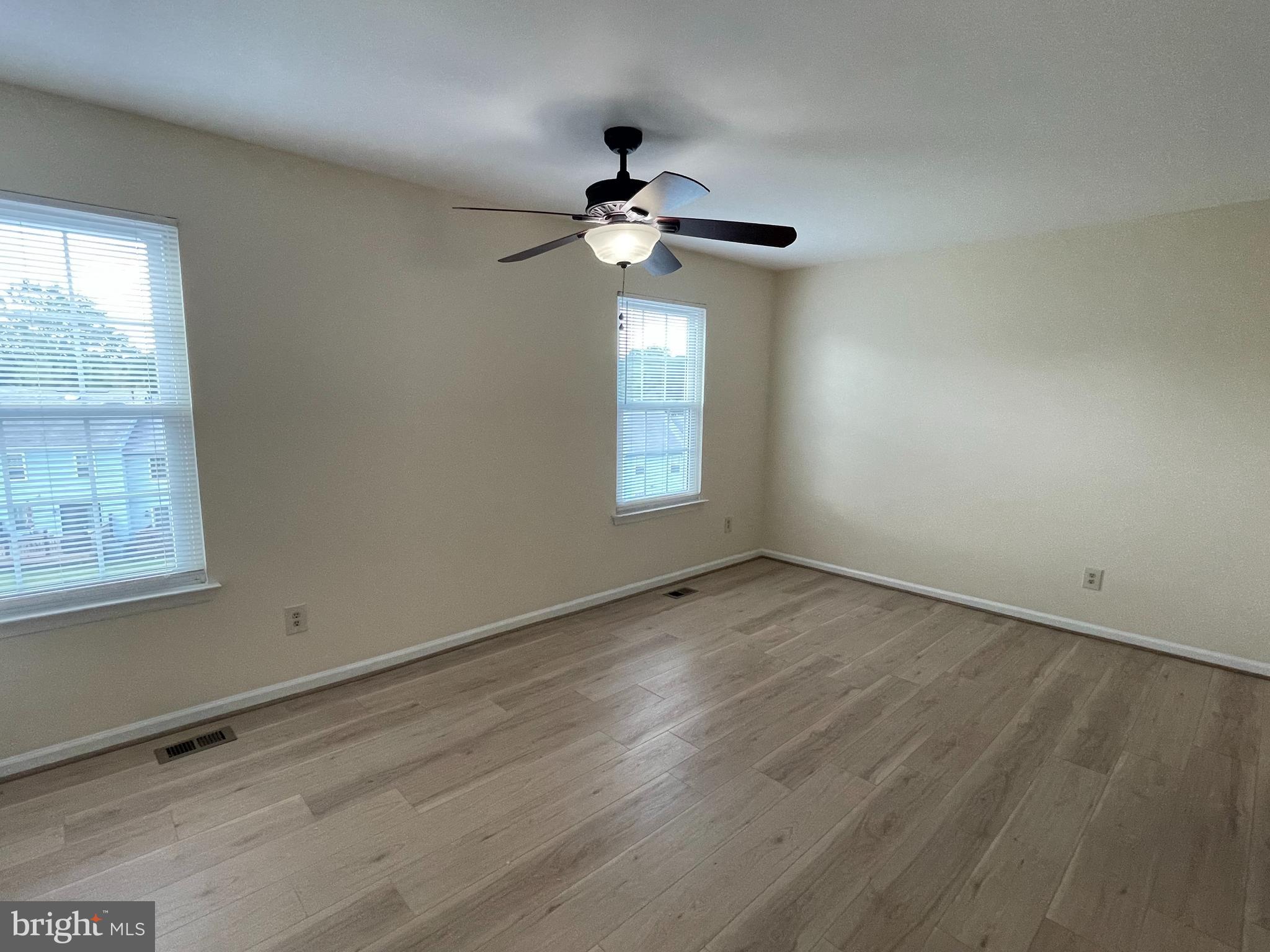 CHERRY TREE KNOLL - Residential Lease