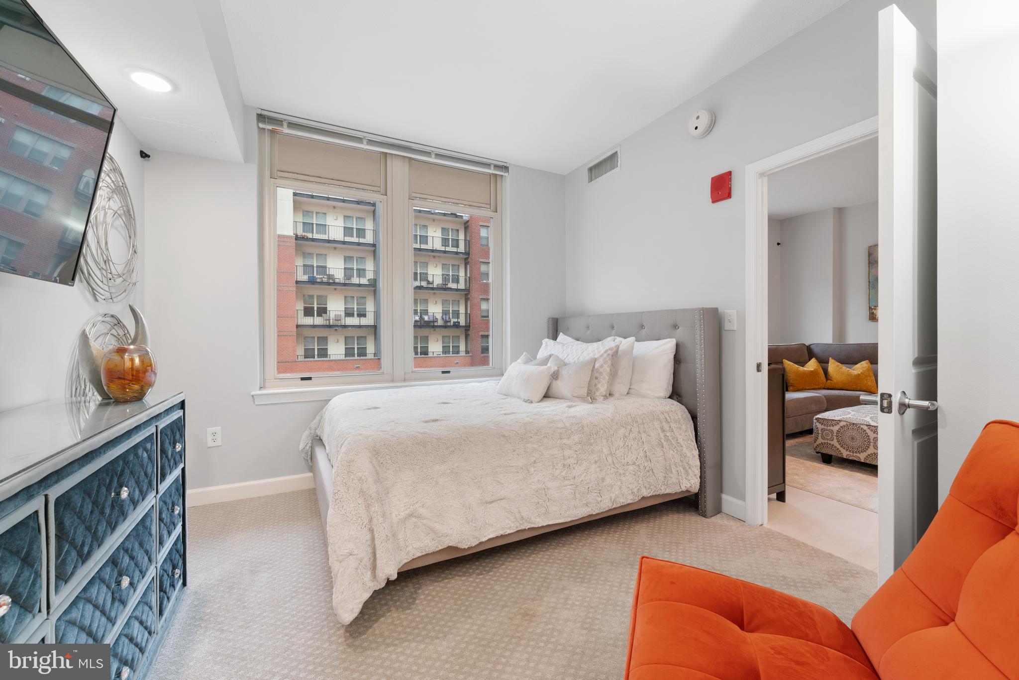 ONE NATIONAL HARBOR CONDOMINIUM - Residential Lease