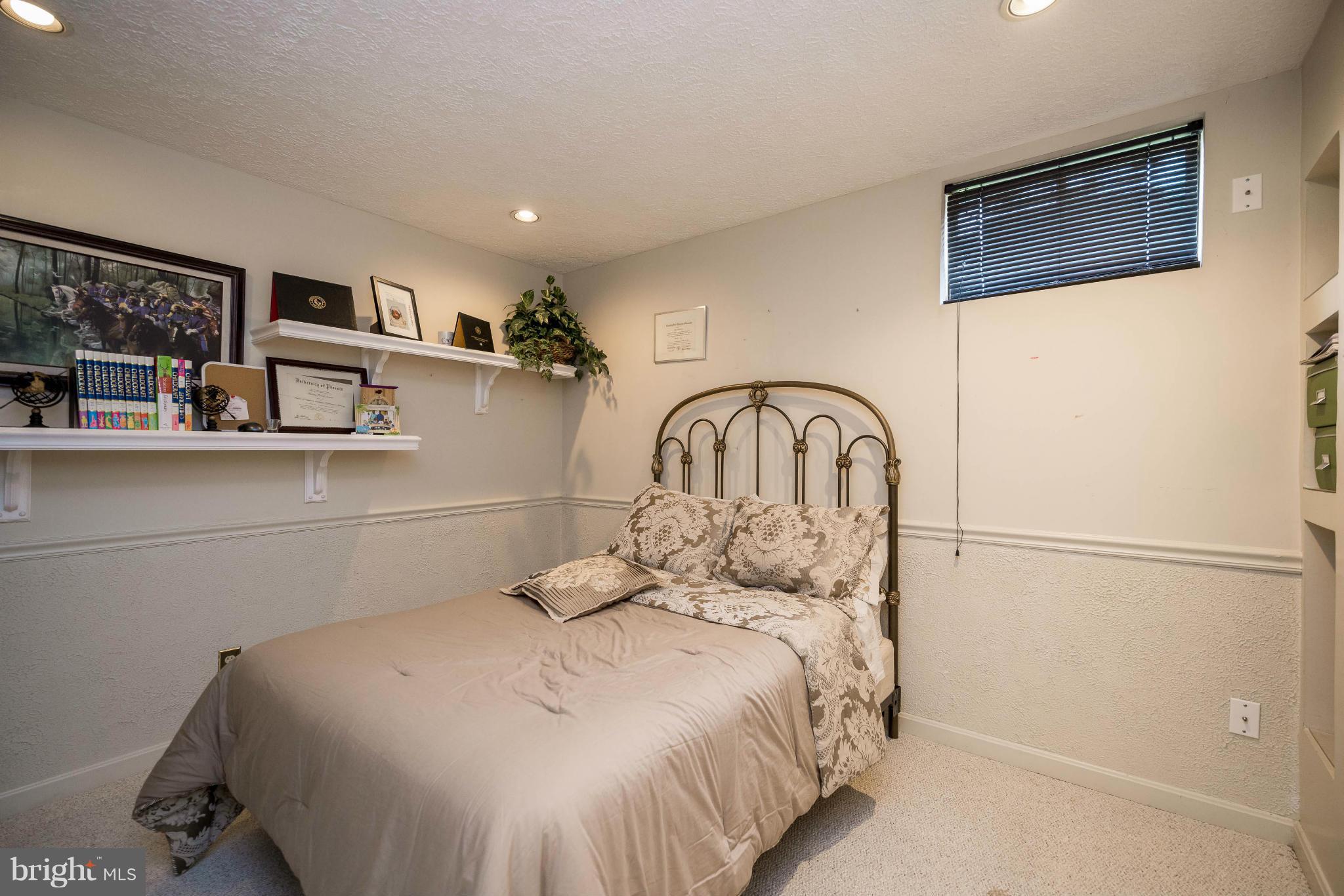 ENTERPRISE ESTATES - Residential