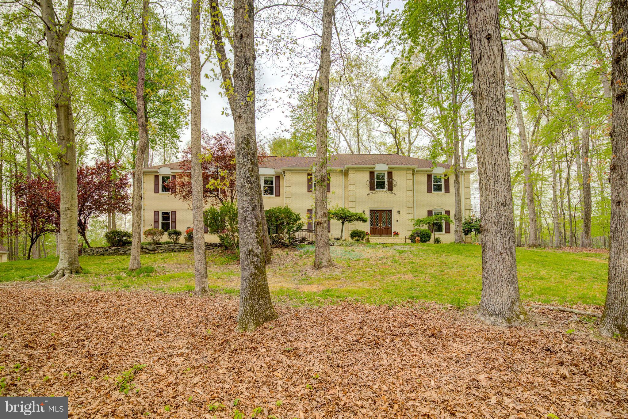 HAMPTON WOODS WEST - Residential