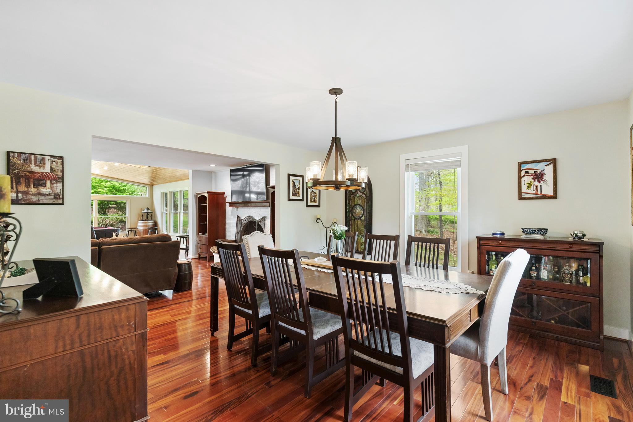 HAMPTON WOODS WEST - Residential