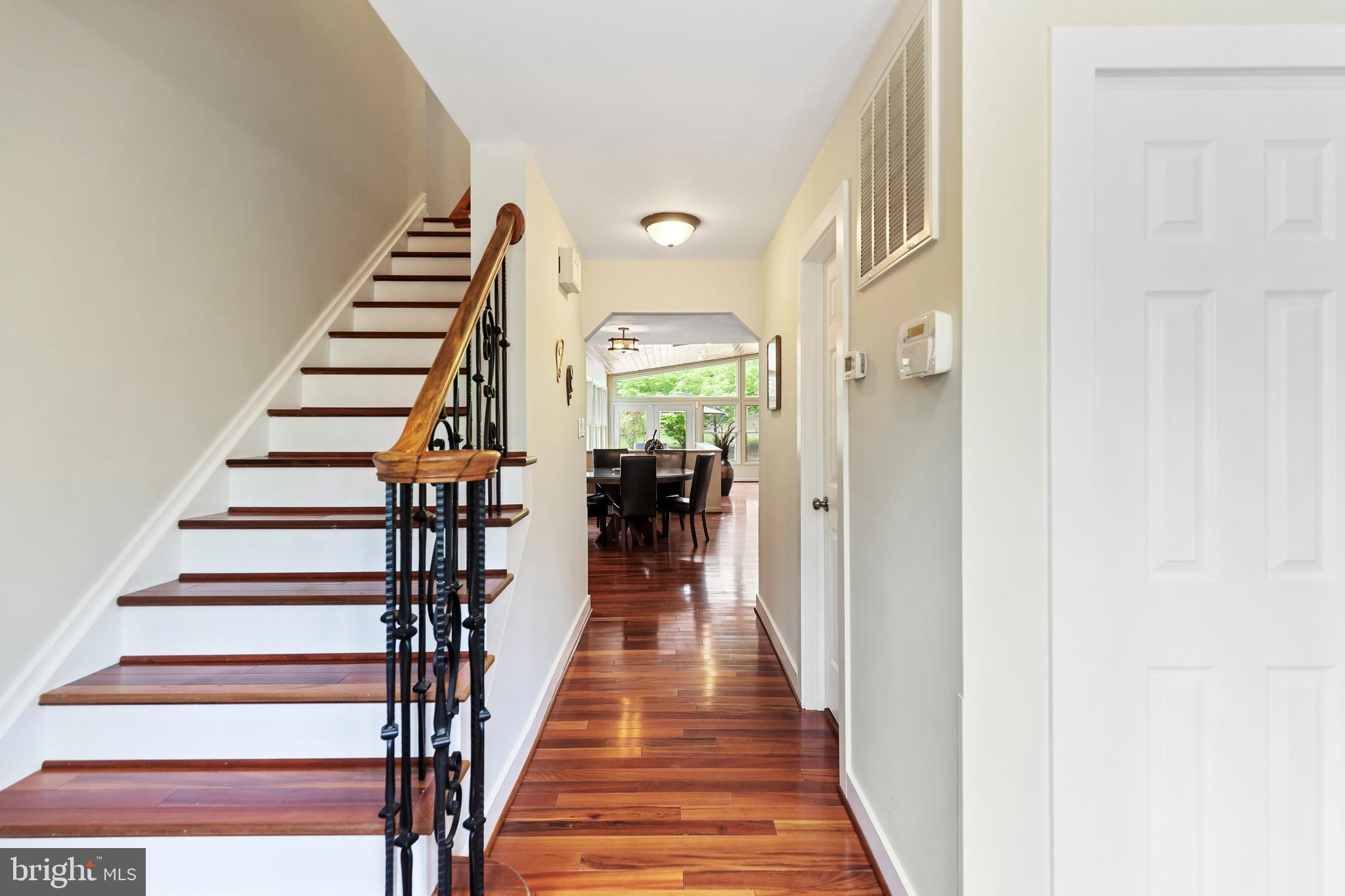 HAMPTON WOODS WEST - Residential