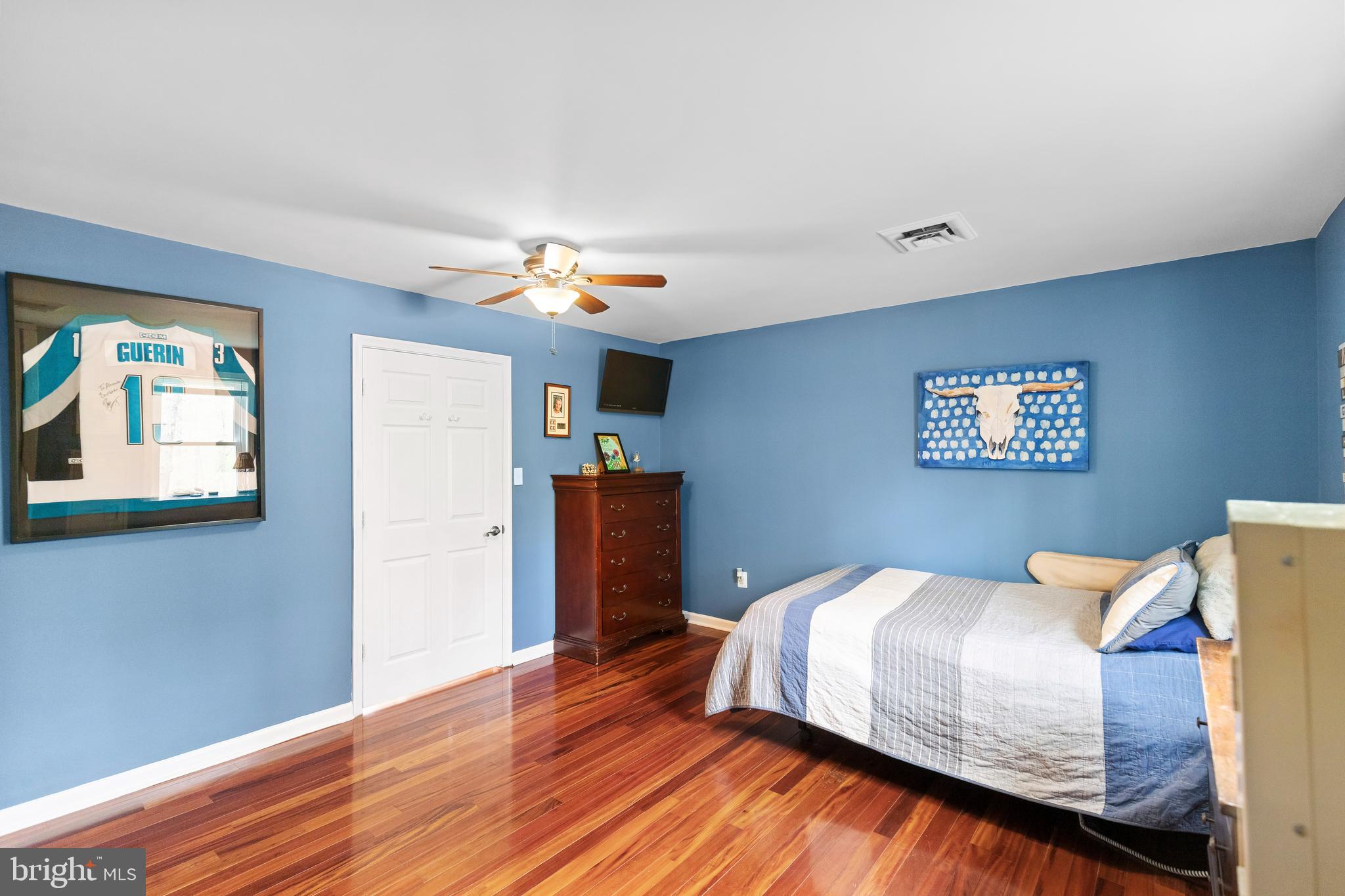 HAMPTON WOODS WEST - Residential