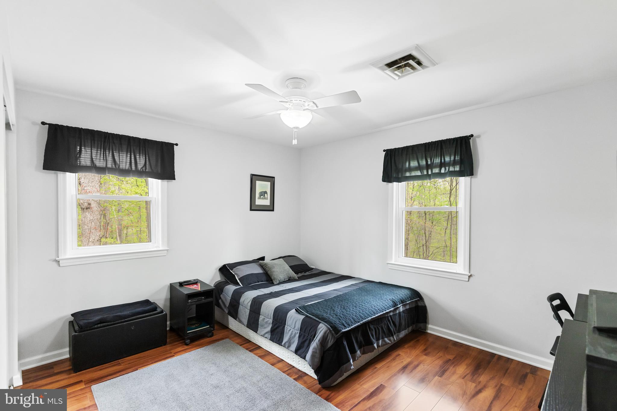 HAMPTON WOODS WEST - Residential