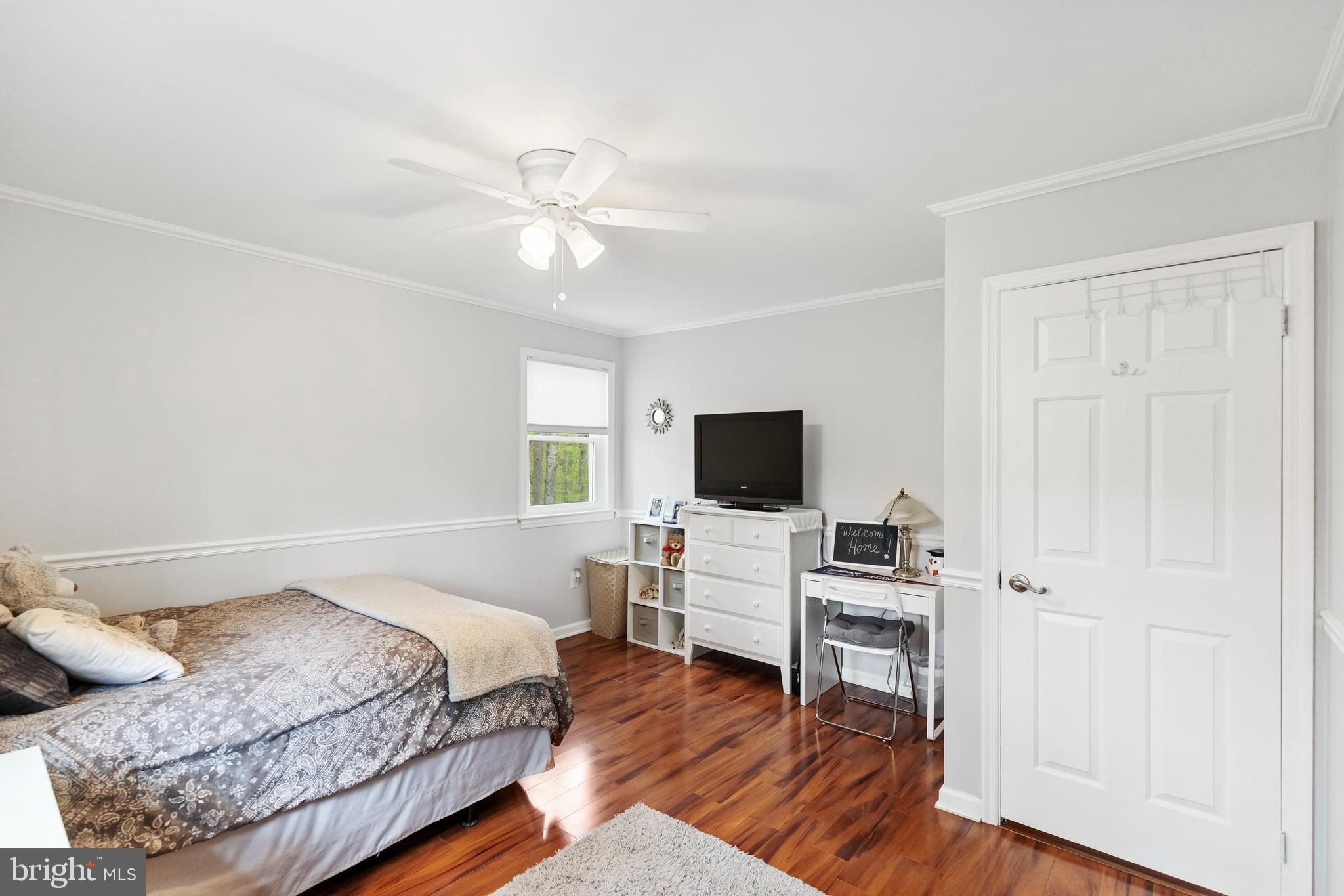 HAMPTON WOODS WEST - Residential