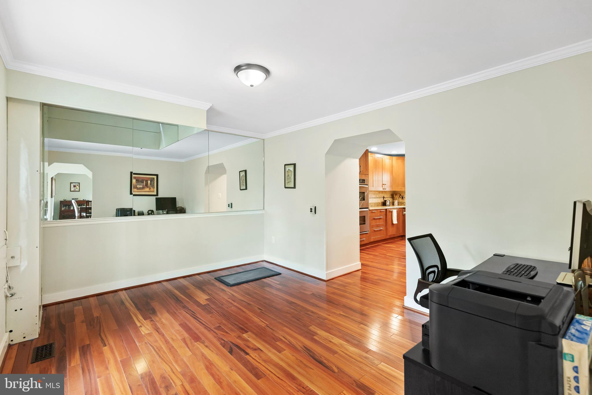 HAMPTON WOODS WEST - Residential