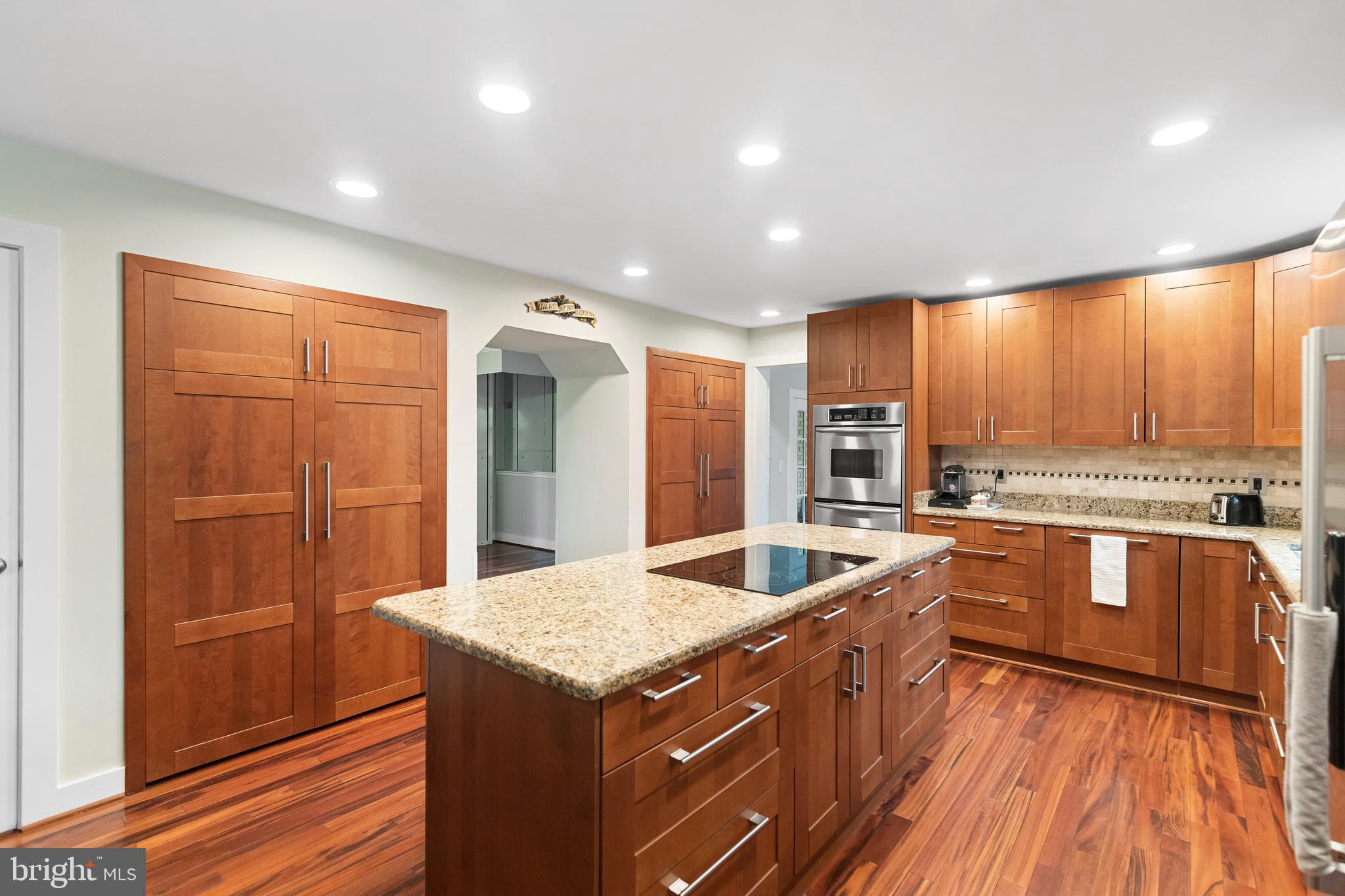 HAMPTON WOODS WEST - Residential