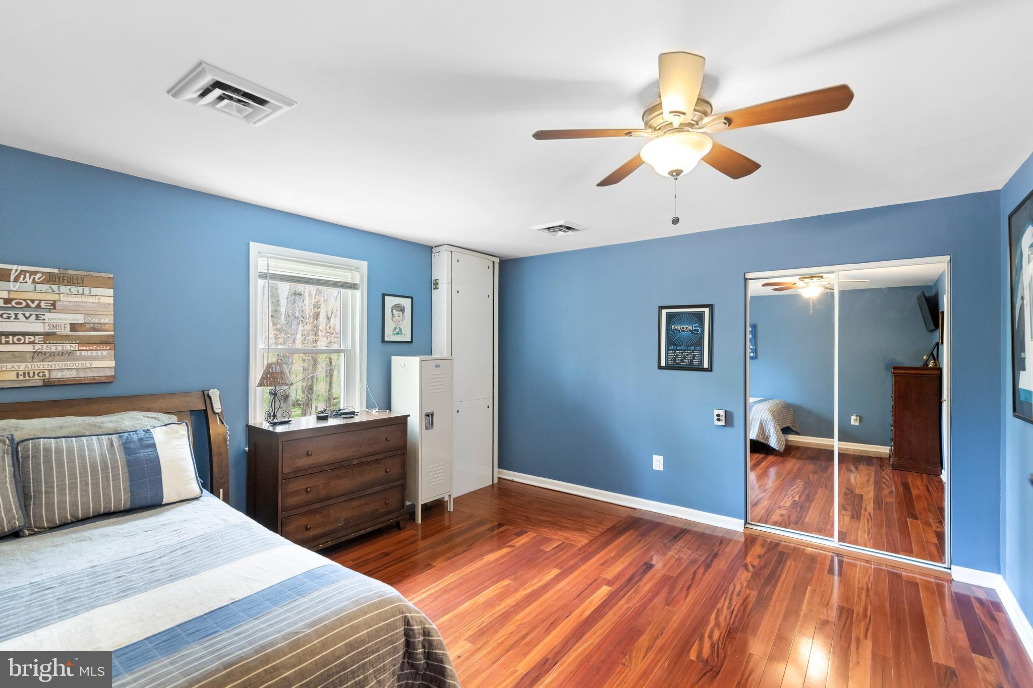 HAMPTON WOODS WEST - Residential