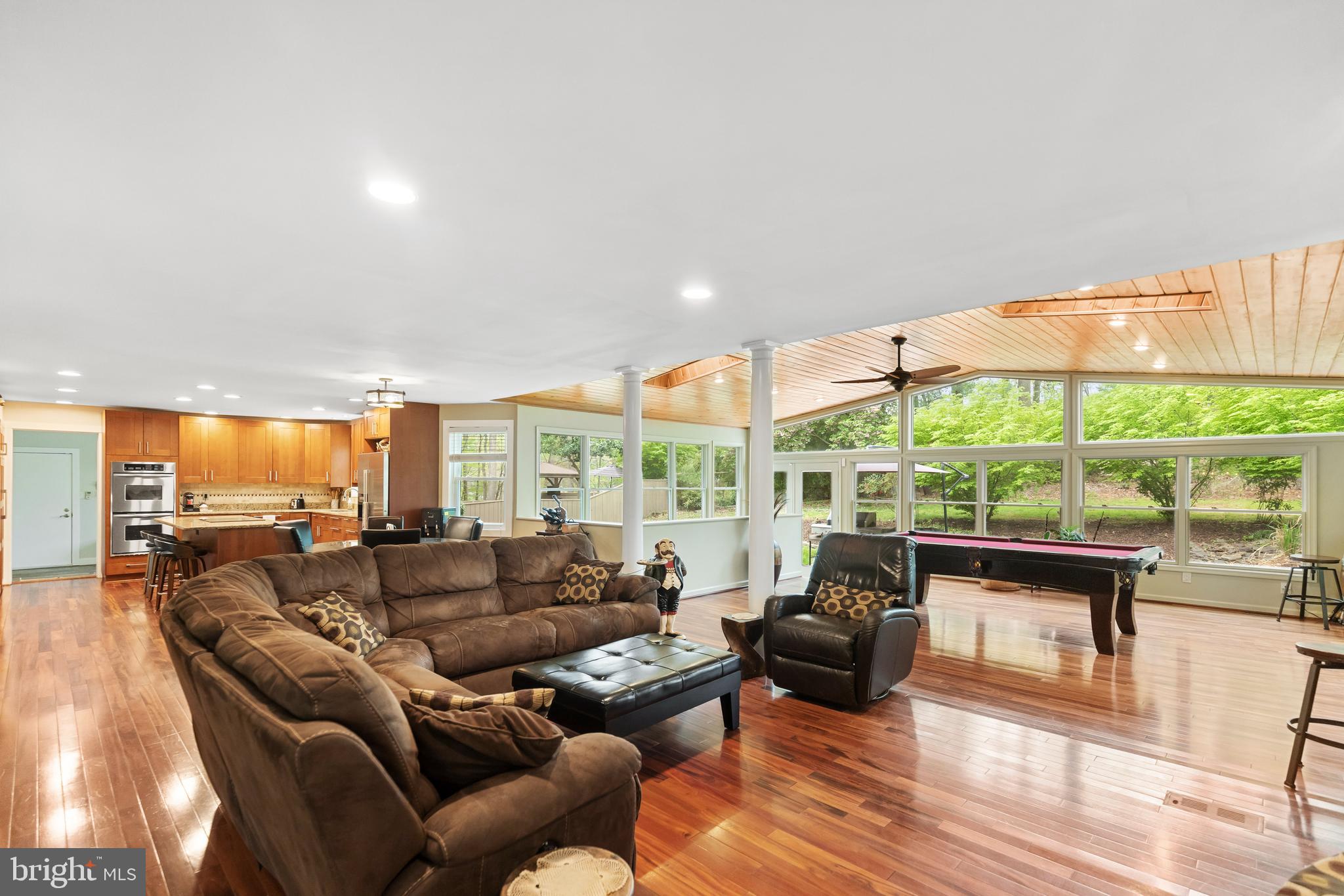 HAMPTON WOODS WEST - Residential