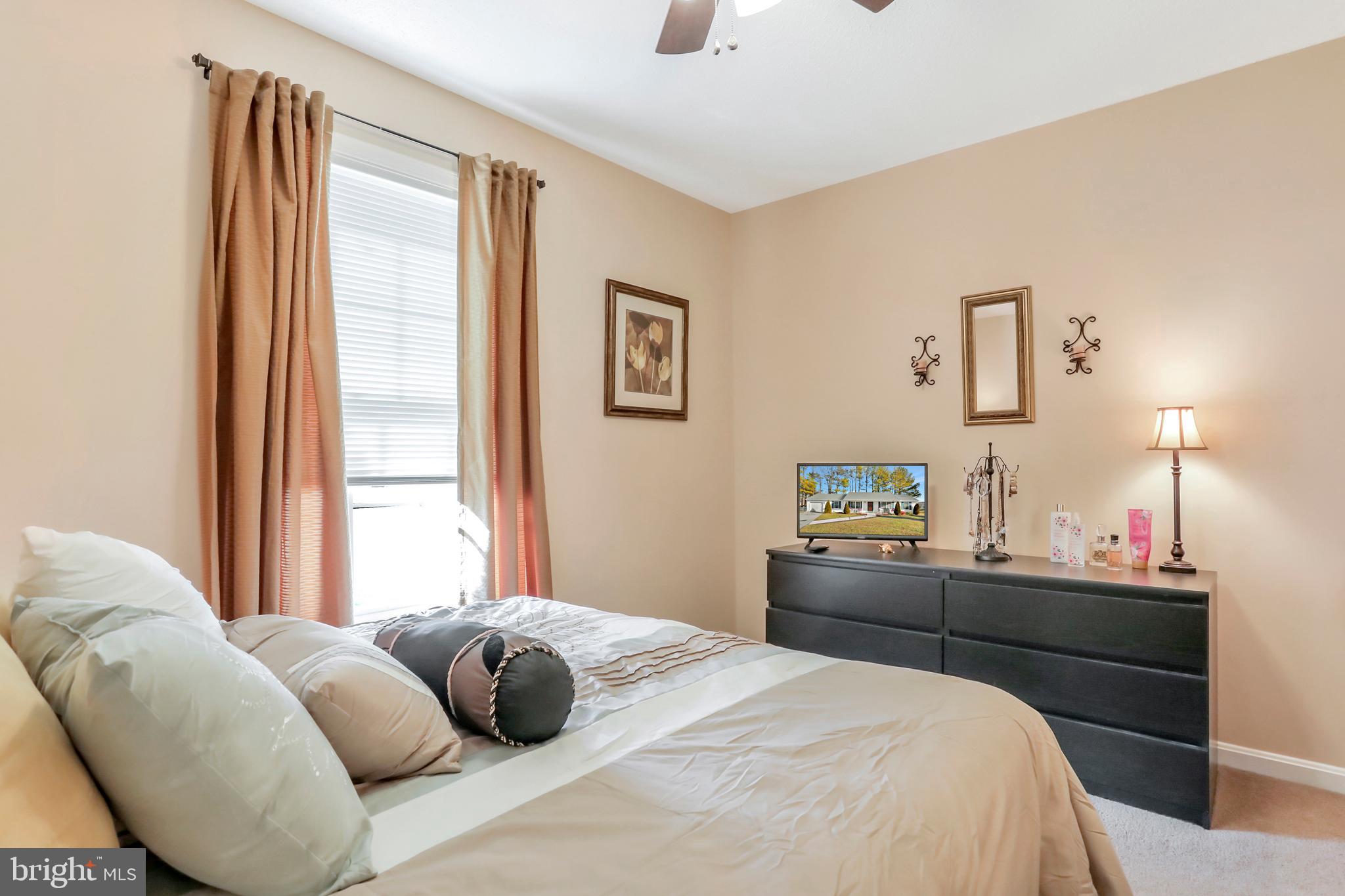 OPEQUON MEADOWS - Residential