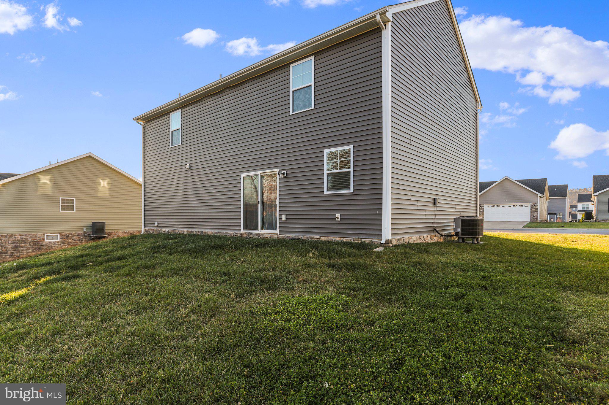 RED HILL - Residential