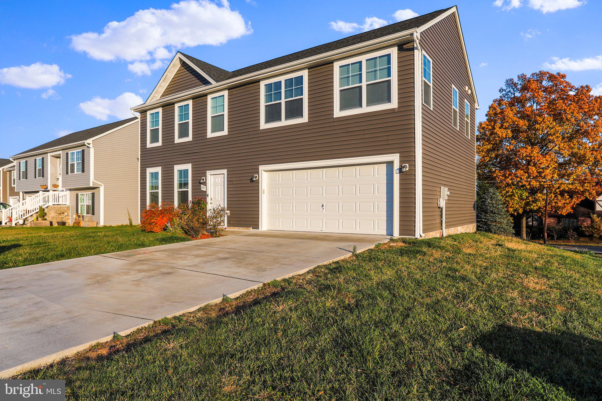 RED HILL - Residential