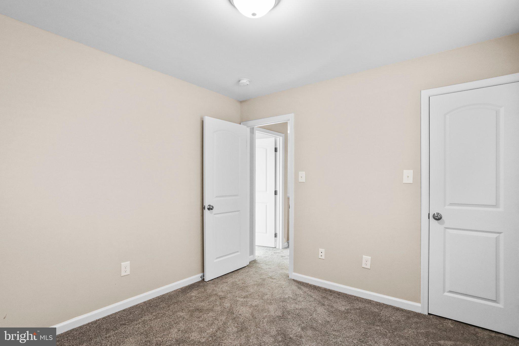 RED HILL - Residential