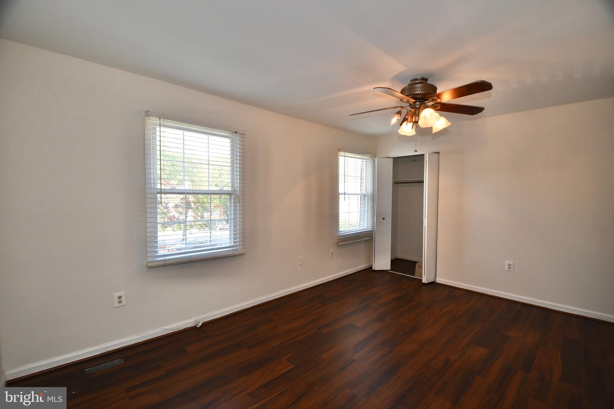 THOUSAND OAKS - Residential Lease