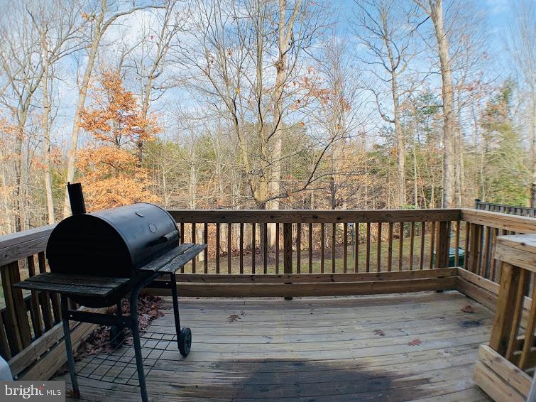 AZALEA WOODS - Residential Lease