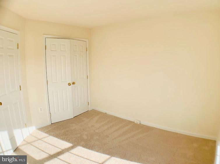 AZALEA WOODS - Residential Lease