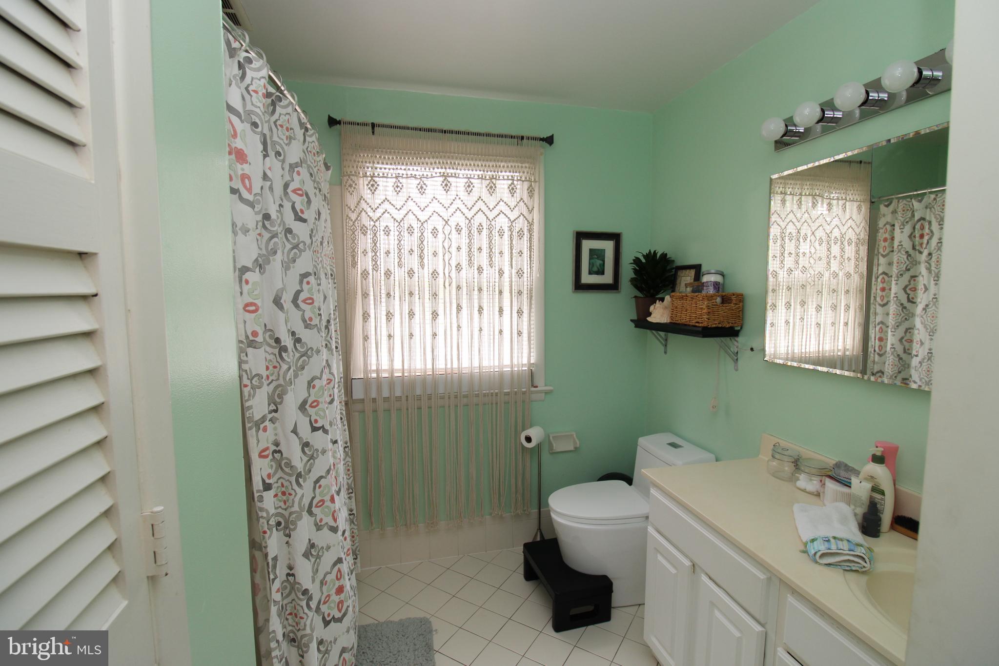 GREENWOOD KNOLLS - Residential