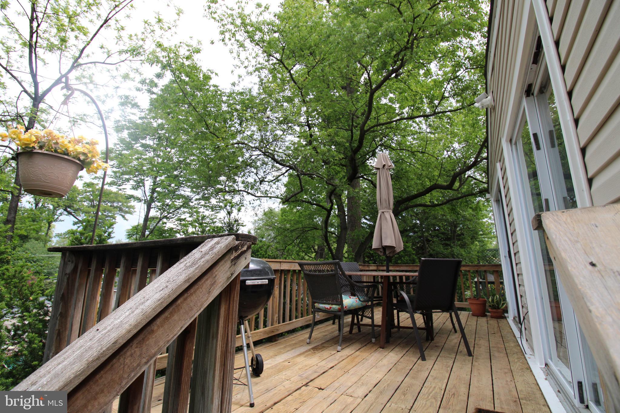 GREENWOOD KNOLLS - Residential
