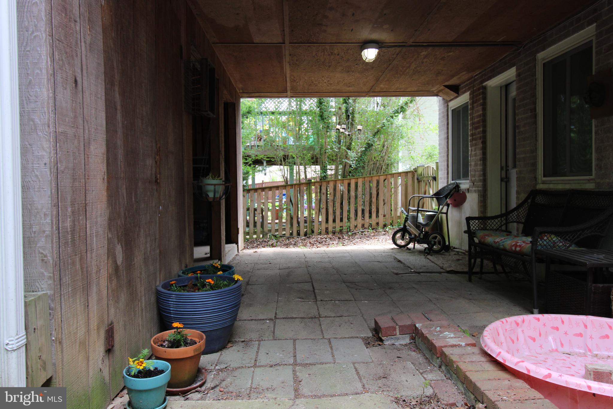 GREENWOOD KNOLLS - Residential