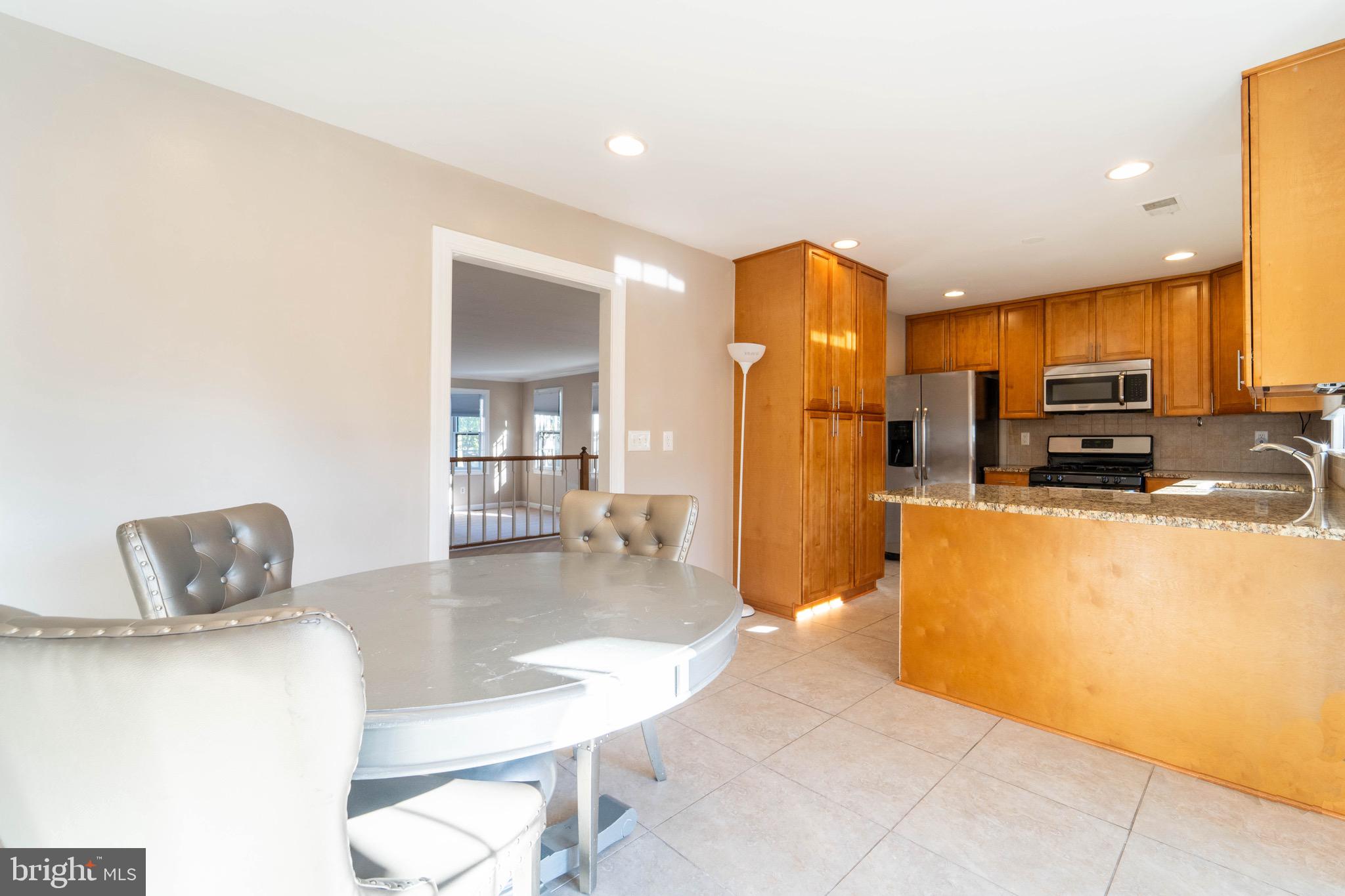 WOODFIELD ESTATES - Residential Lease