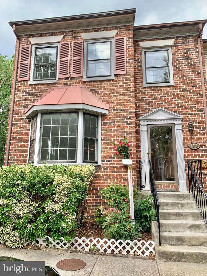 This full brick exterior end unit townhome is available for rent .   Just off of I-495/I-395/I-95, enviable distance to Van Dorn Metro, and all of Metro DC/Tysons/Pentagon/Old Town/National Harbor major attractions! Comfort living with not 1 but 2 master bedrooms, each with an ensuite master bath! Toss a coin to see which one gets the unit with skylights to bring in natural light and the double sink vanity bath with raised soaking tub. Walk in closets a must, and both bedrooms have them. Entertain in the living room with your gorgeous bay window and enjoy meals in the dining room or eat-in breakfast nook - OR head out to a sweet fully enclosed with a wooden fence private patio! More relaxing and entertaining space can be found in the lower level with white mantle topped fireplace where family and guests can camp out (living in our Nation's Capital, yes they will come!). There is an additional bonus room (home office getaway), a great full bathroom, and a laundry room to complete this lower level. We have covered the convenience of commute, the importance of location that also comes with shops and restaurants galore (Kingstowne Towne Center is 3 lights away), and the cozy comfort of this desired end unit townhome need we say more? This one will not last long first come, first served! LEASE TERMS: 15 month minimum lease, tenants pay utilities, pets considered on a case by case bases with fee. No smoking.