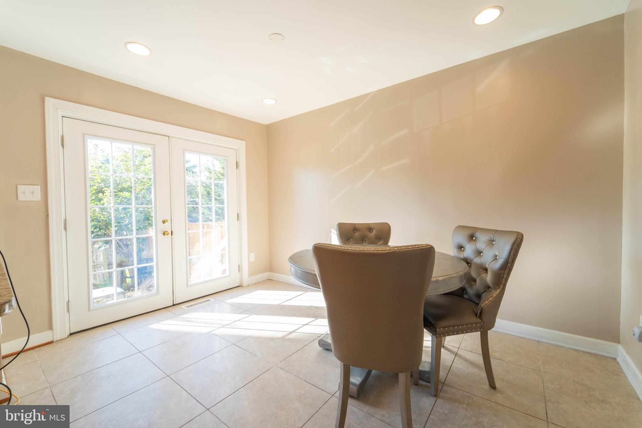 WOODFIELD ESTATES - Residential Lease